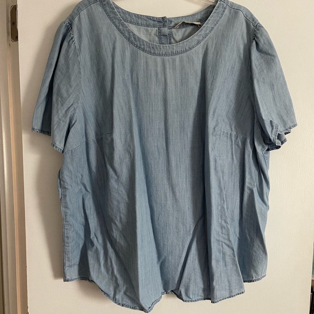 Loft chambray short sleeve blouse